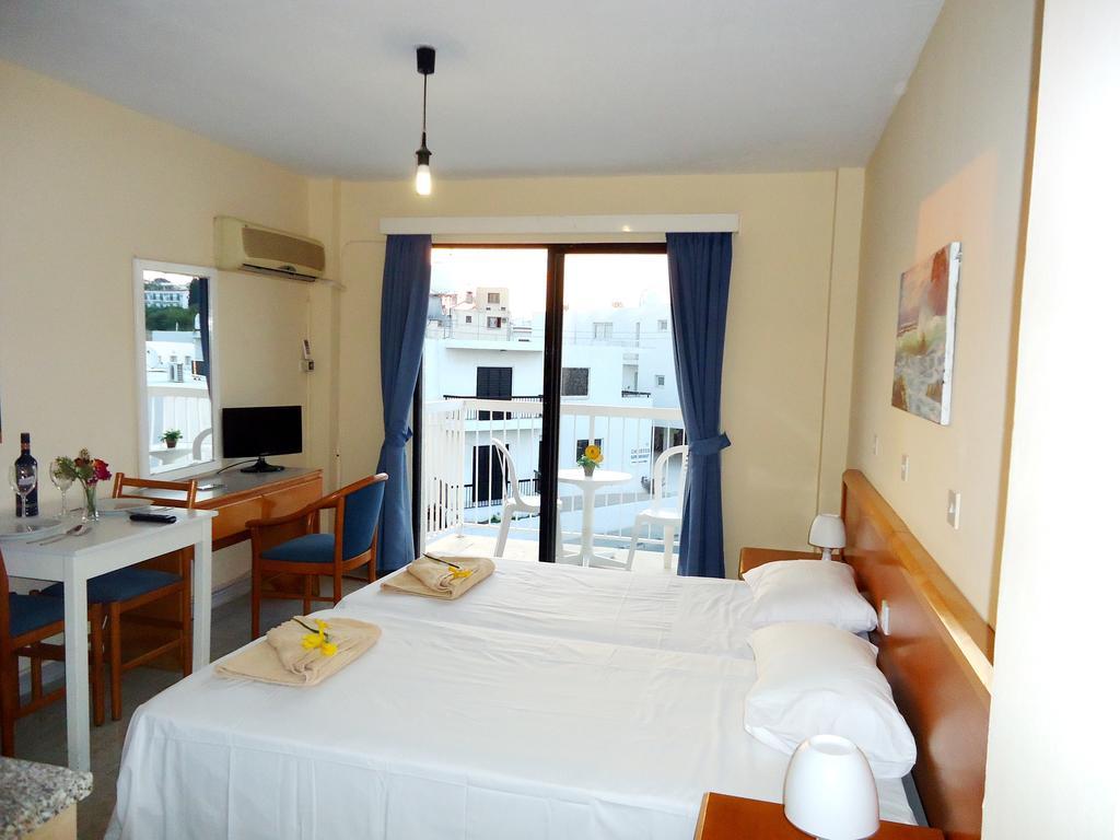 Marisa Hotel Apartments 圣纳帕 客房 照片