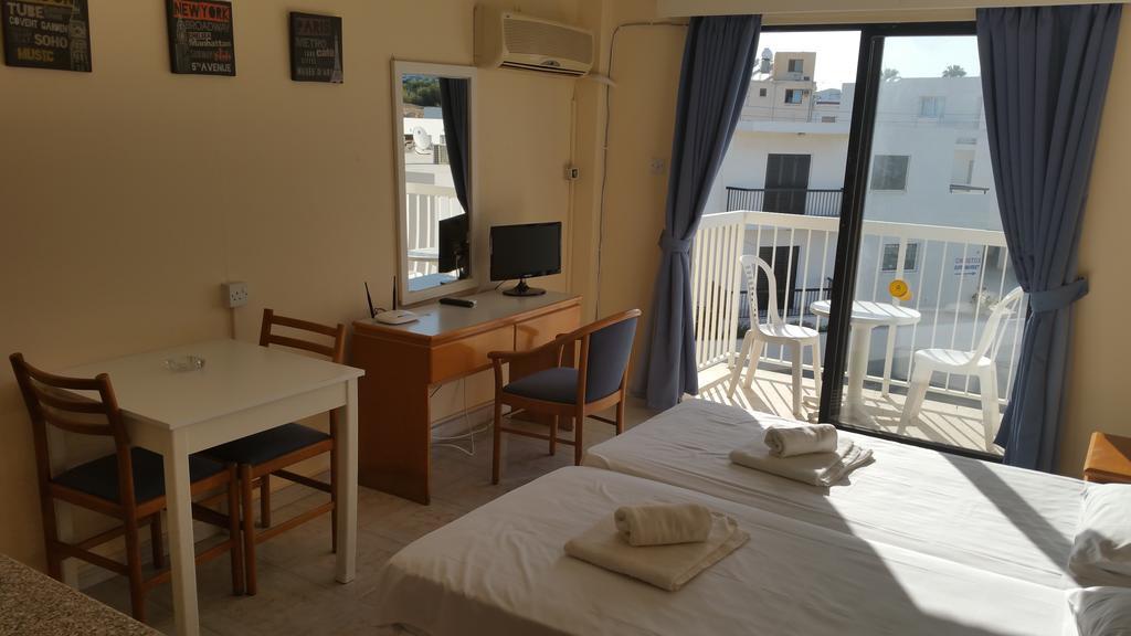 Marisa Hotel Apartments 圣纳帕 外观 照片