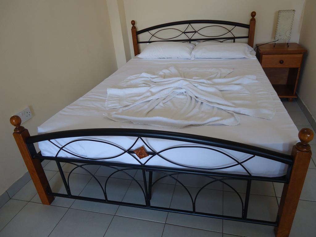 Marisa Hotel Apartments 圣纳帕 外观 照片