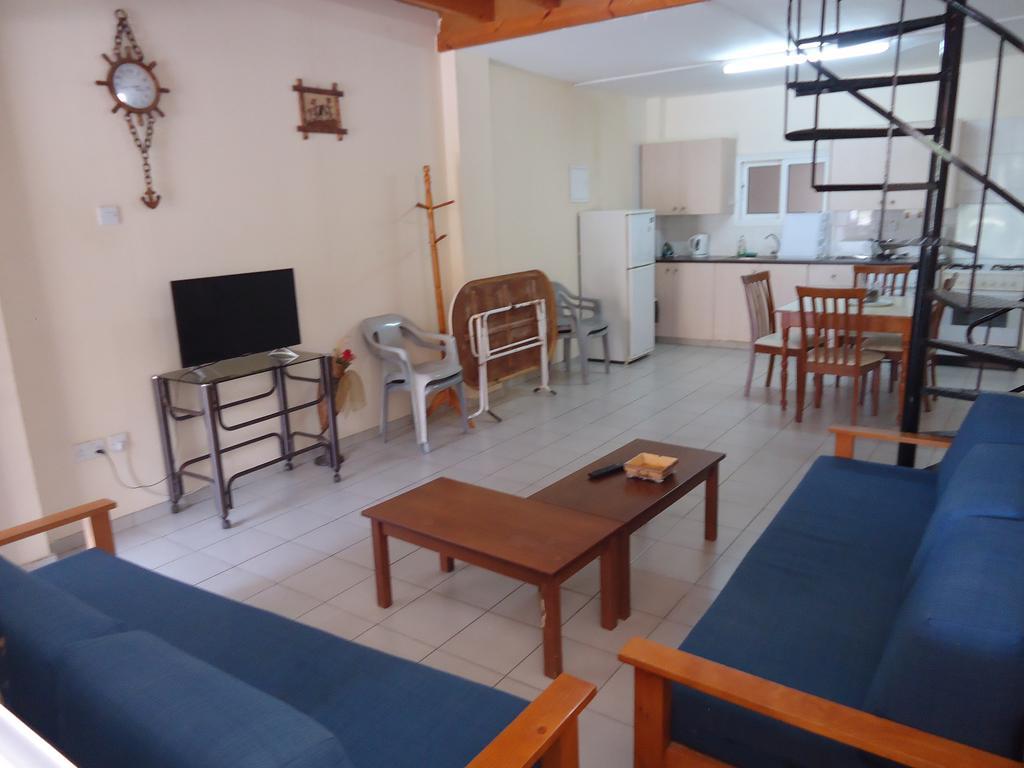 Marisa Hotel Apartments 圣纳帕 外观 照片